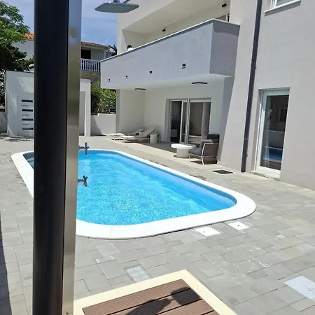 Plesa With Office And Private Pool * Povljana