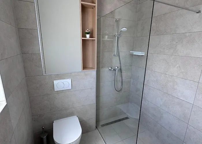 Вилла Plesa With Office And Private Pool *